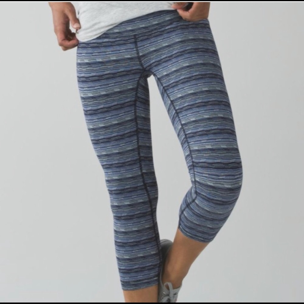 Lululemon Wunder Under Crop III
